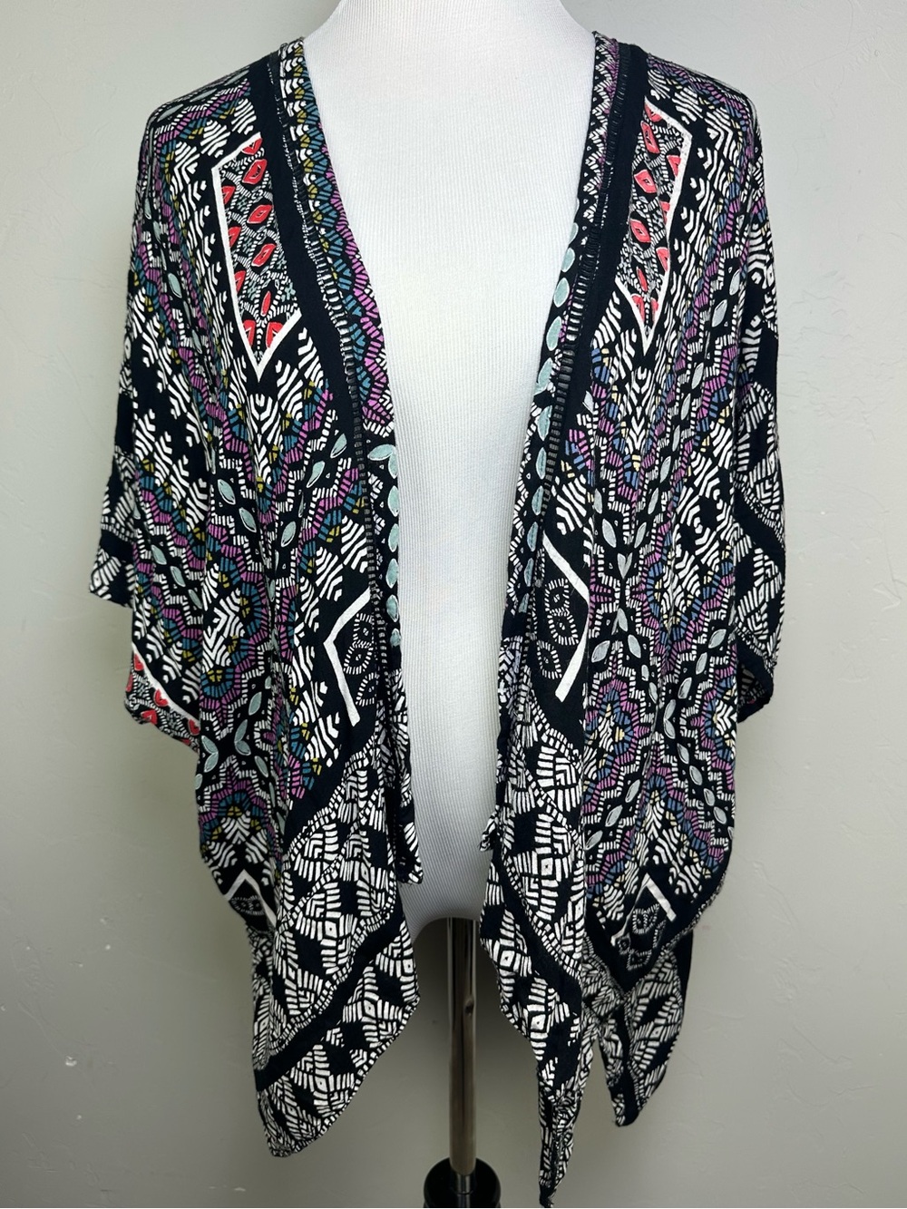 Angie Boho Tribal Print Open Front Kimono Cardigan Large